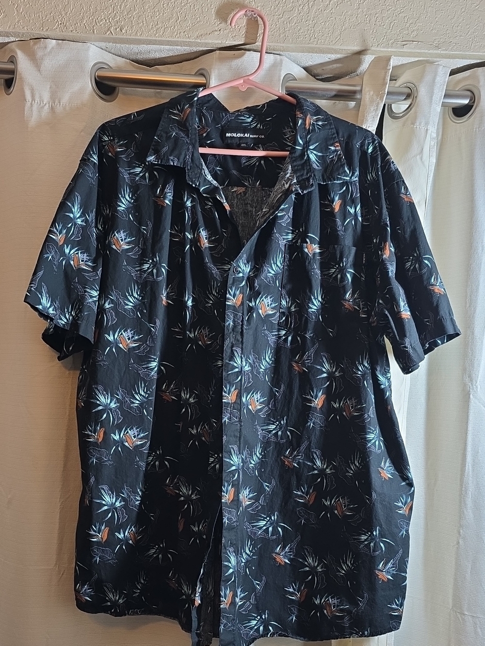 Molokai Black Tropical Print Short-Sleeve Button Up Hawaiian Shirt